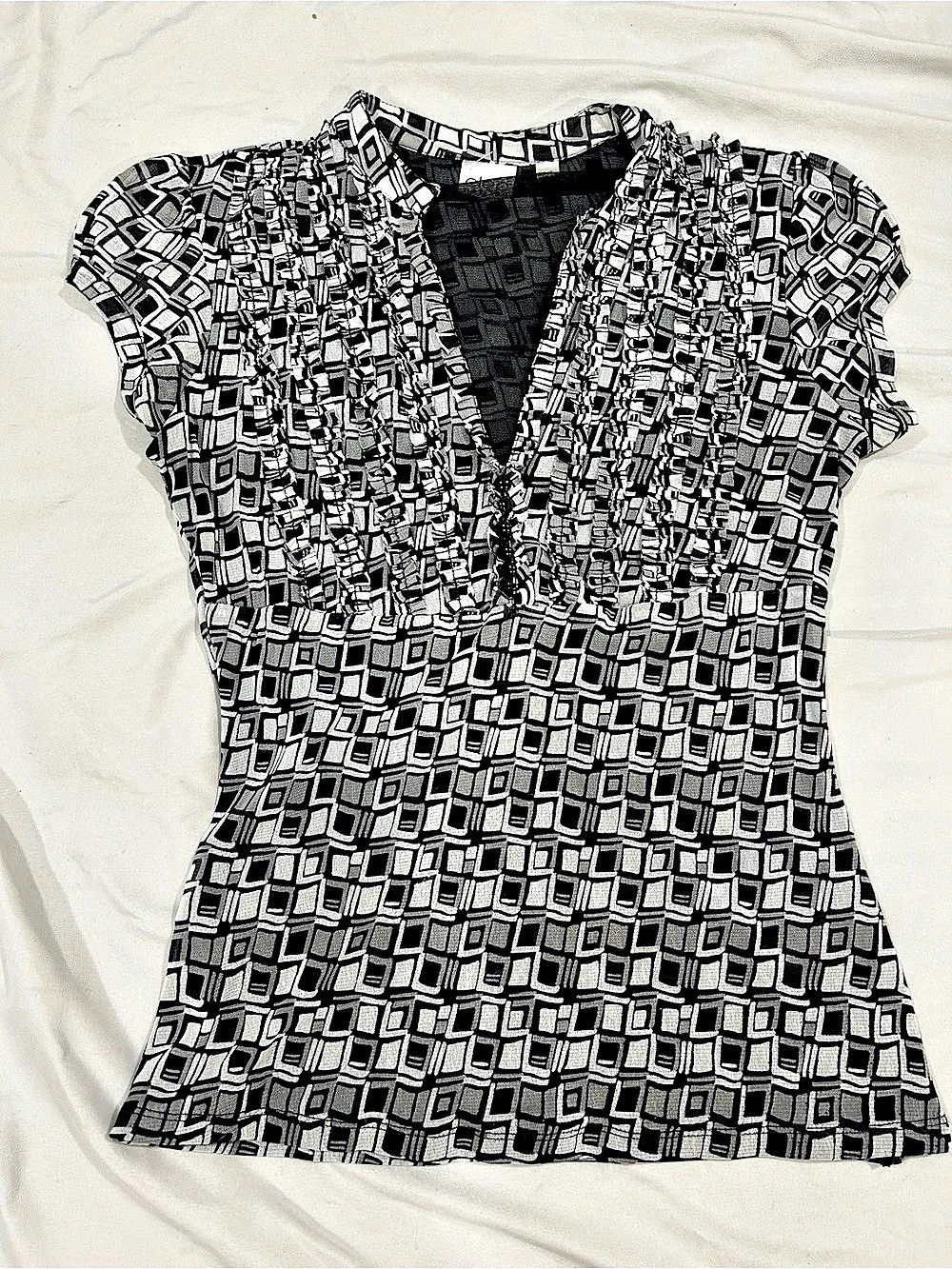 Cleo Geometric Blouse Black & White Small